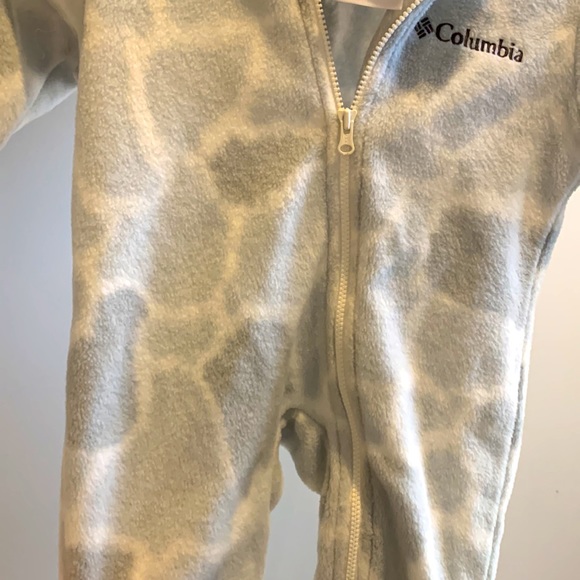 Columbia baby bunting used fleece onesie size 6 months - Picture 4 of 6